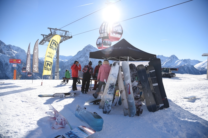 Element Snowboard Test