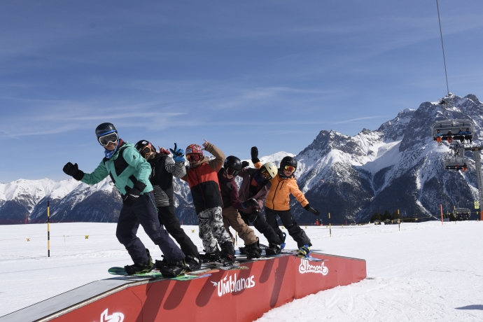 Snowboard kids Snowpark