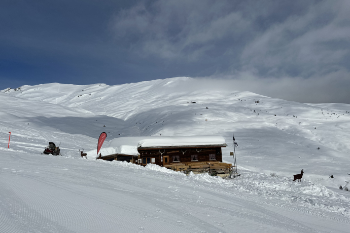 Sömmi bar