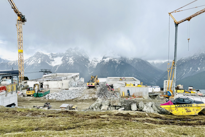 Um-/ Neubau Motta Naluns