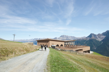 Um-/ Neubau Motta Naluns