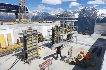 Um-/ Neubau Motta Naluns KW 23